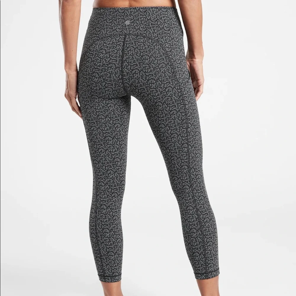 Athleta Ultimate Stash Pocket Textured Leggings